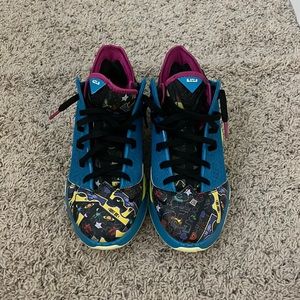 LeBron 19 Low “LeBronival”